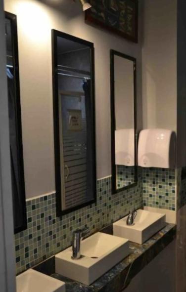 Leleka Hostel Esbly Dış mekan fotoğraf